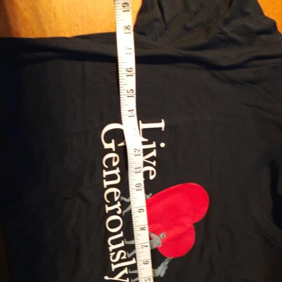 NEW ! Women T Shirt Thrivent "Live Generously" Graphic Heart Black Size M - Picture 5 of 8